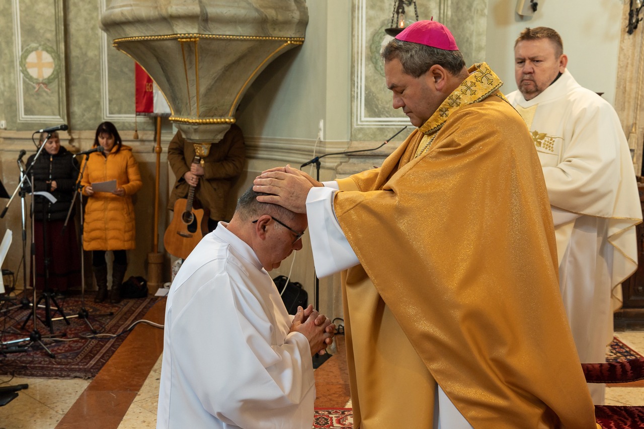 imgi_2_2023_12_09_bonyhad_42