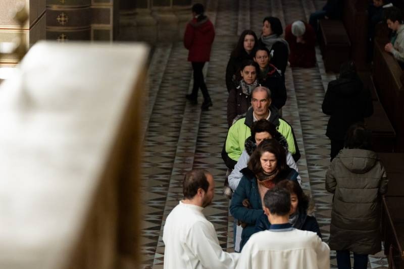 imgi_33_thumb_724_2023_12_07_rorate_32