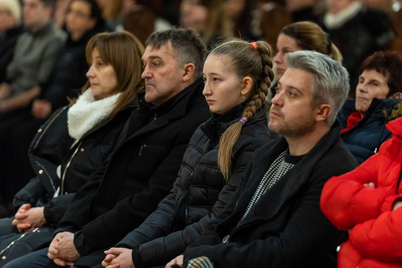 imgi_45_2023_12_25_ejfeli_21