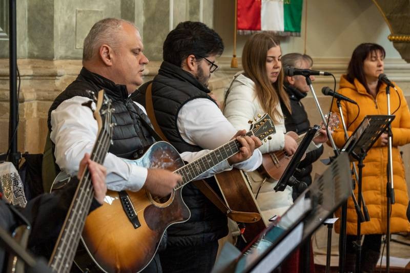 imgi_67_thumb_725_2023_12_09_bonyhad_66