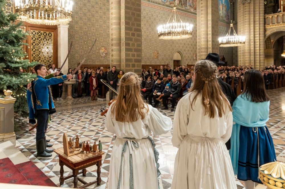 imgi_73_734_2023_12_25_ejfeli_11