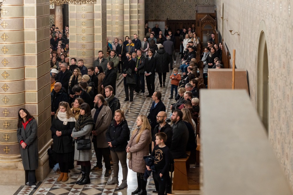 imgi_80_734_2023_12_25_ejfeli_17