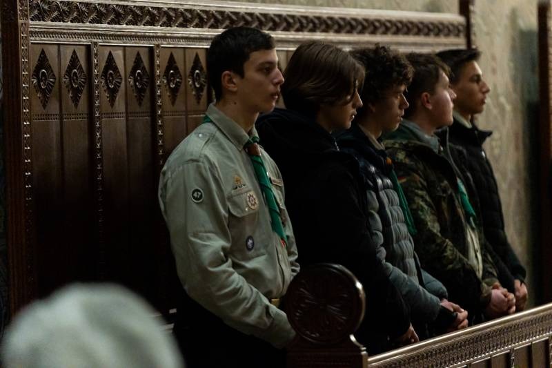 imgi_9_thumb_724_2023_12_07_rorate_05