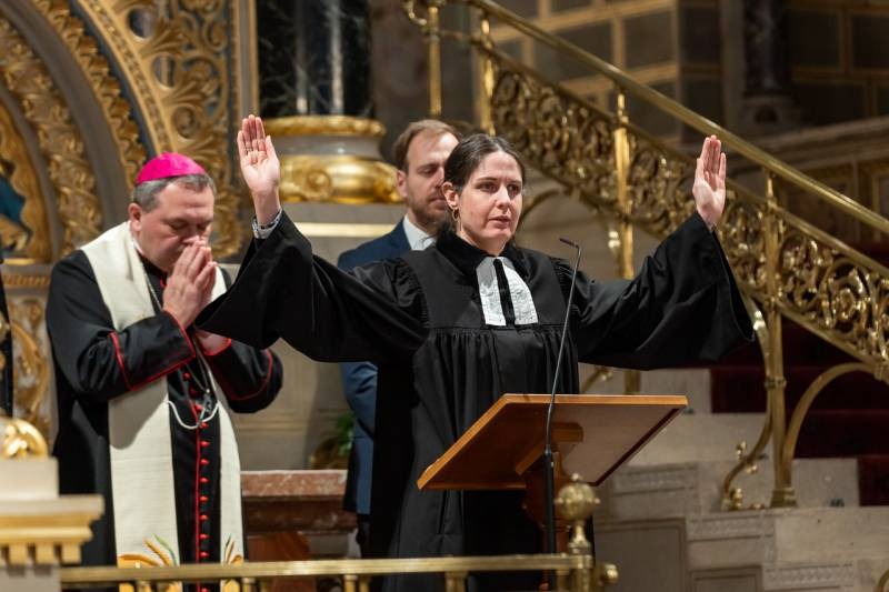 imgi_30_thumb_750_2024_02_10_hh okumenikus_28