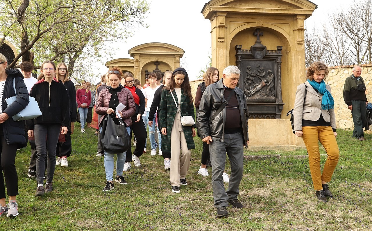 imgi_30_horvatok_husvetvarasa007