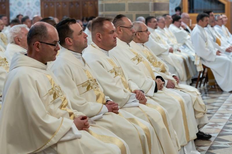 imgi_55_thumb_769_2024_03_28_olajszentelesi szentmise_57