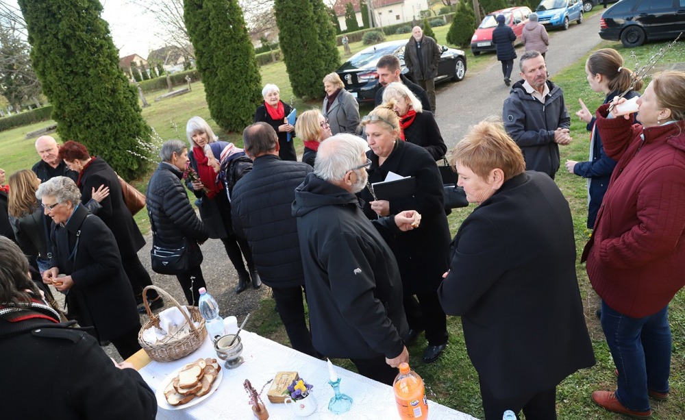 imgi_73_767_horvatok_husvetvarasa027