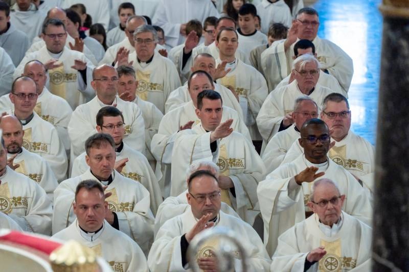 imgi_80_thumb_769_2024_03_28_olajszentelesi szentmise_85