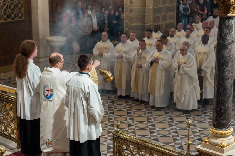 imgi_86_thumb_769_2024_03_28_olajszentelesi szentmise_91