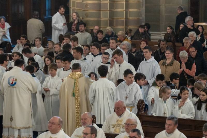 imgi_99_thumb_769_2024_03_28_olajszentelesi szentmise_105