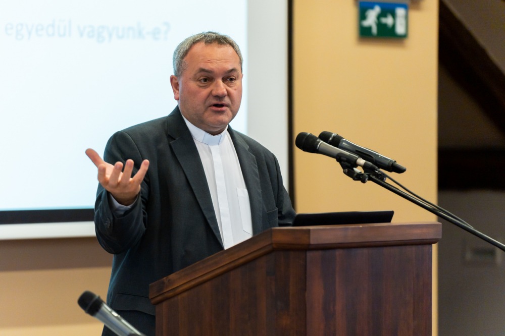 imgi_43_774_2024_04_05_ferfitalalkozok_03