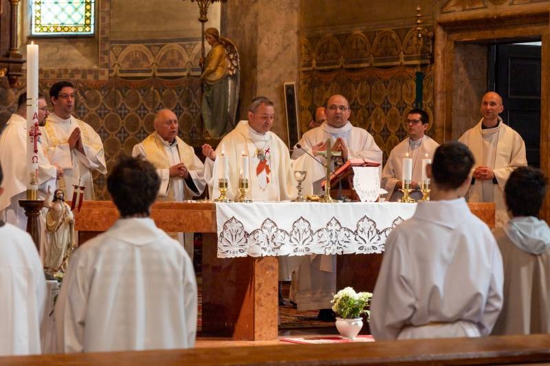 imgi_63_thumb_779_2024_04_13_ministrans paks_61