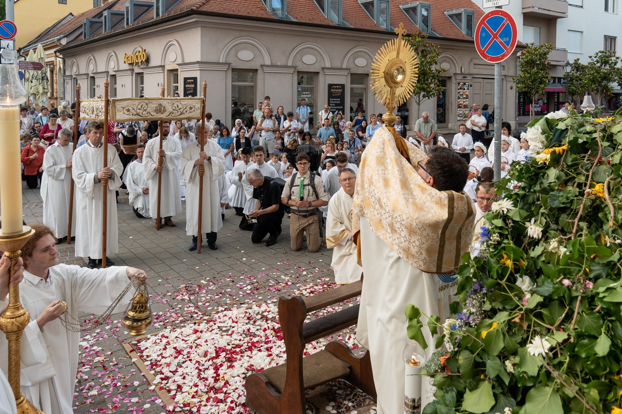 imgi_128_2024_06_02_urnapja_pecs_83