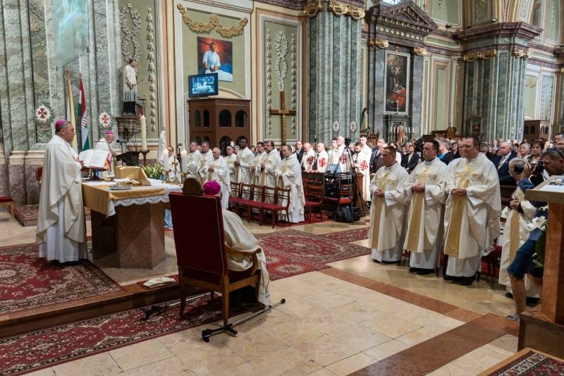 imgi_14_thumb_785_2024_05_12_szekszard mayer biro_11