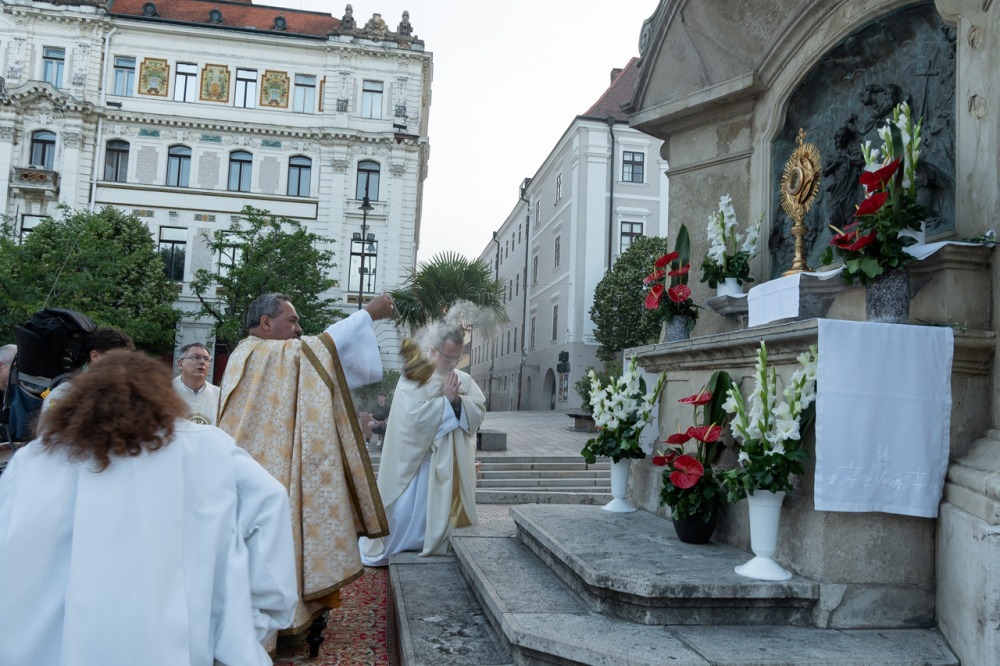 imgi_259_794_2024_06_02_urnapja pecs_118