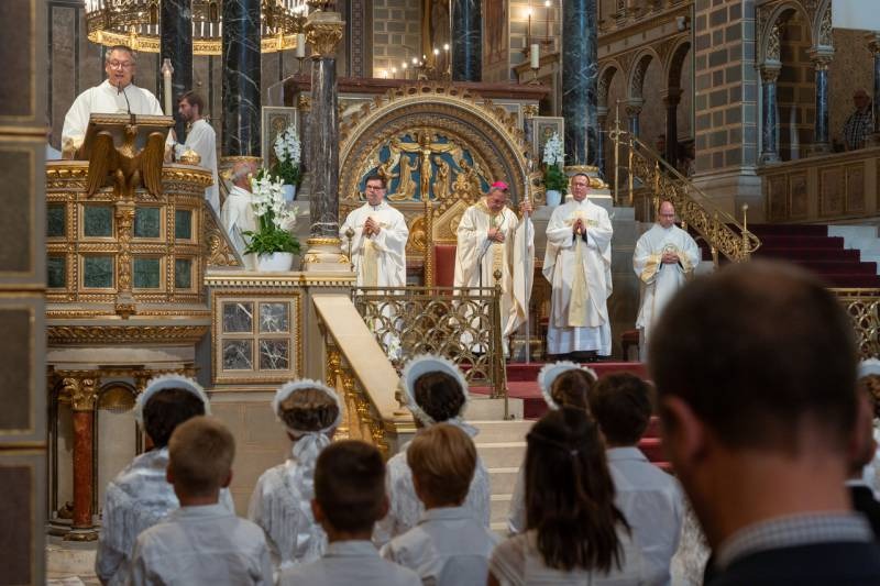 imgi_29_thumb_794_2024_06_02_urnapja pecs_27