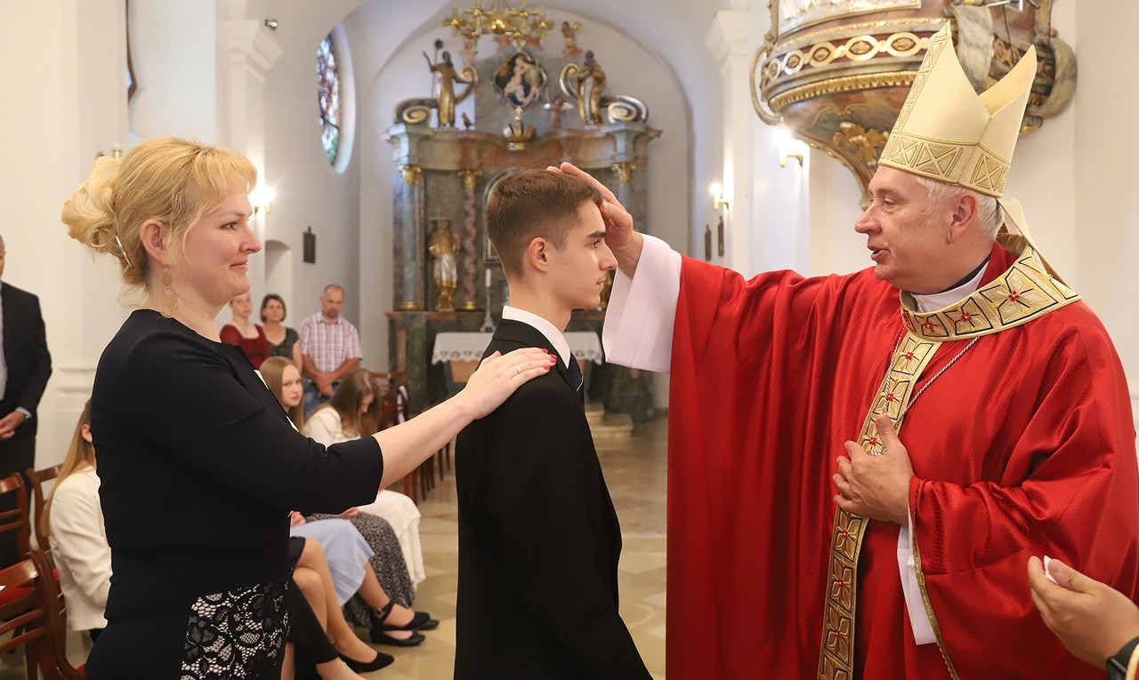 imgi_37_horvat_bermalas021