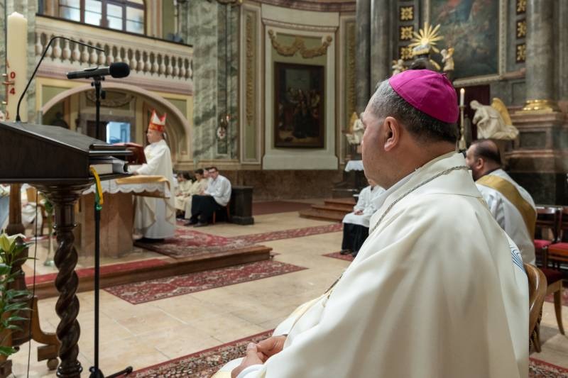 imgi_43_thumb_785_2024_05_12_szekszard mayer biro_41