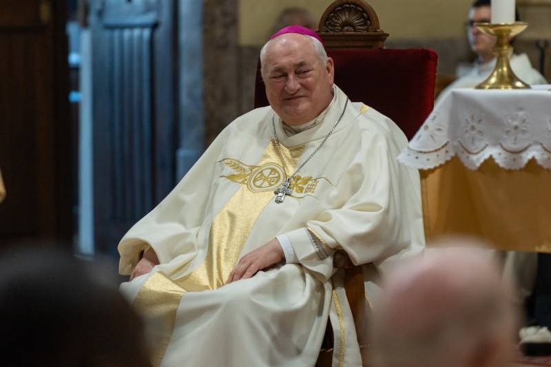 imgi_56_thumb_785_2024_05_12_szekszard mayer biro_55