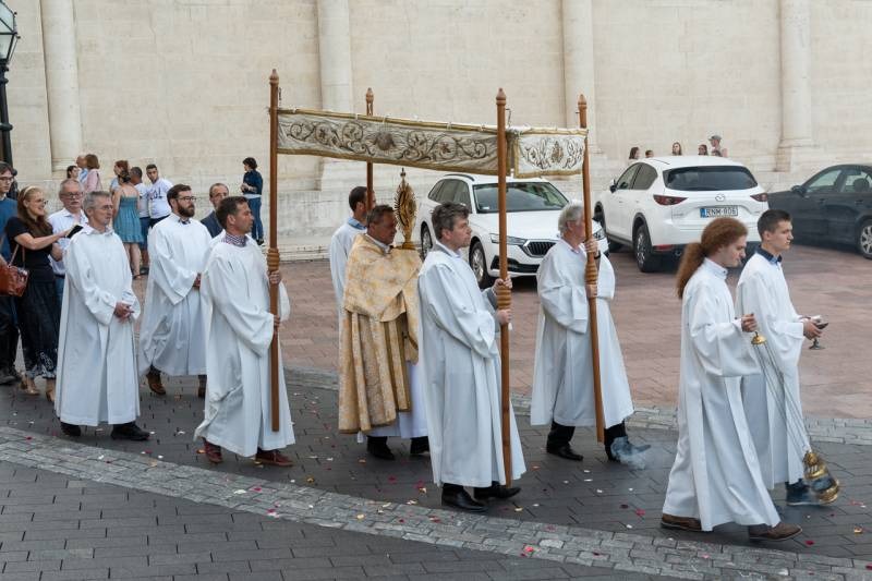 imgi_56_thumb_794_2024_06_02_urnapja pecs_56