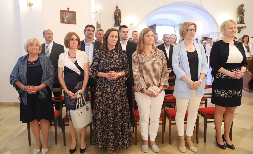 imgi_60_791_horvat_bermalas006