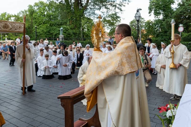 imgi_65_thumb_794_2024_06_02_urnapja pecs_65