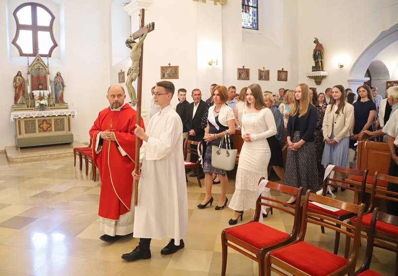 imgi_6_thumb_791_horvat_bermalas003