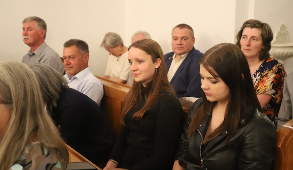 imgi_77_791_horvat_bermalas025