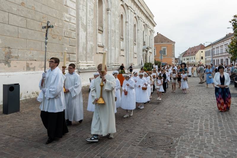 imgi_87_thumb_794_2024_06_02_urnapja pecs_87