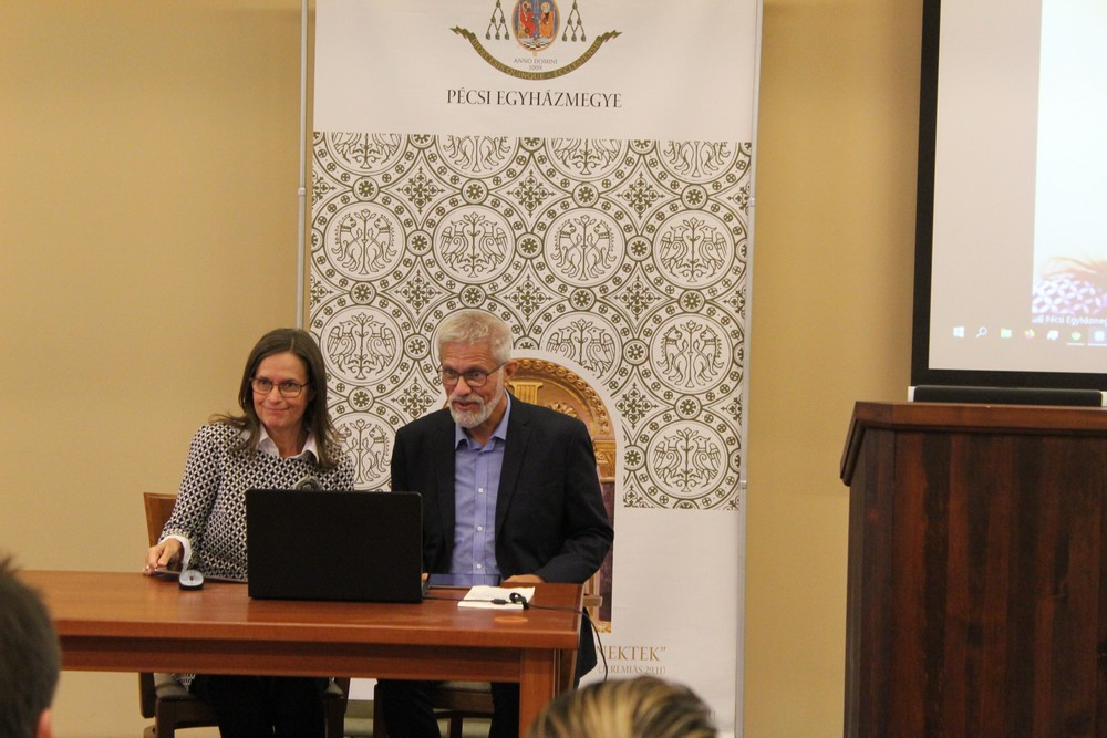 176_KatInt-oszi-konferencia-09