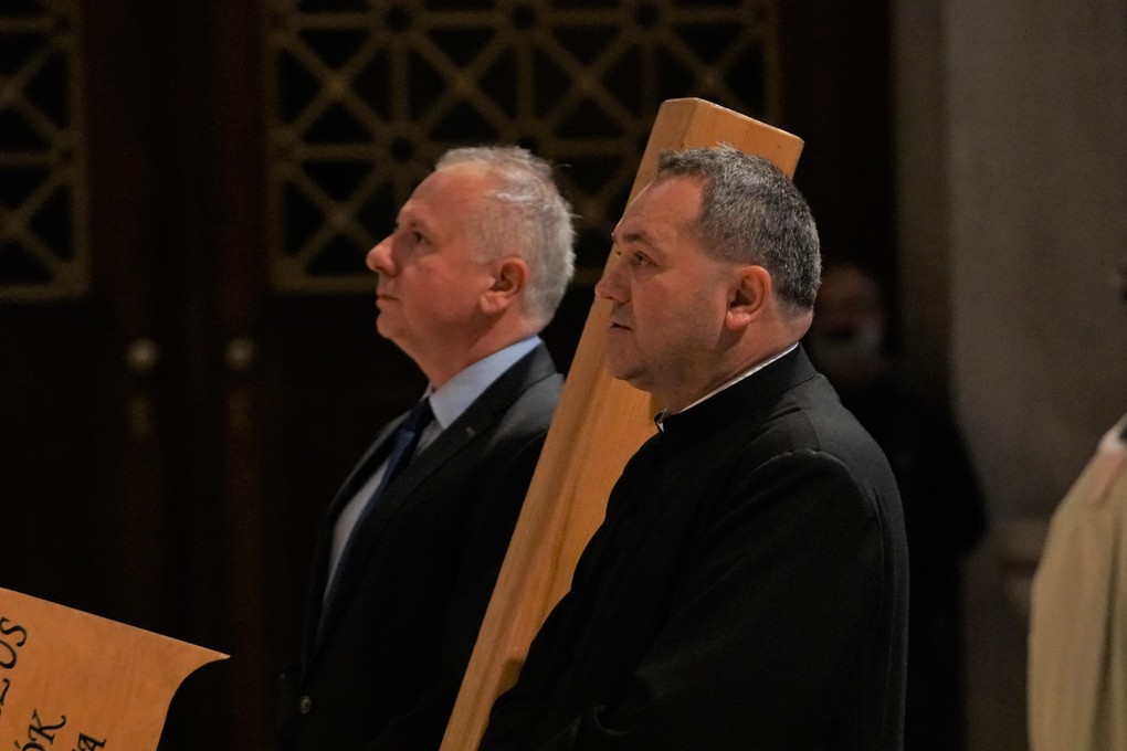 2022-04-09Vkeresztútnyitó