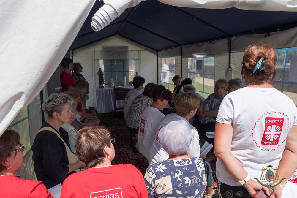 252_Mohacs-ls2-karitasz_misszio