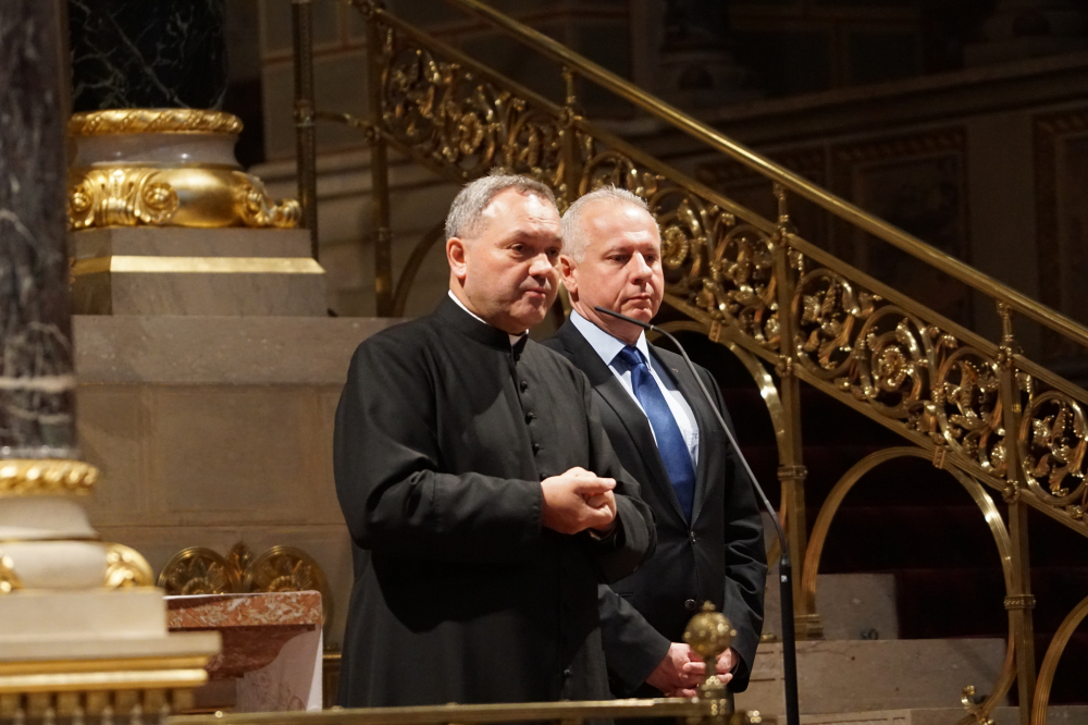 299_2022-04-09Vkeresztt001a