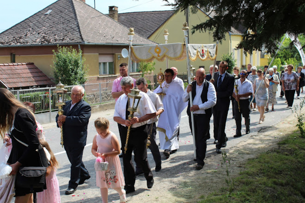 404_Magyarkeszi_urnapi_kormenet_BS