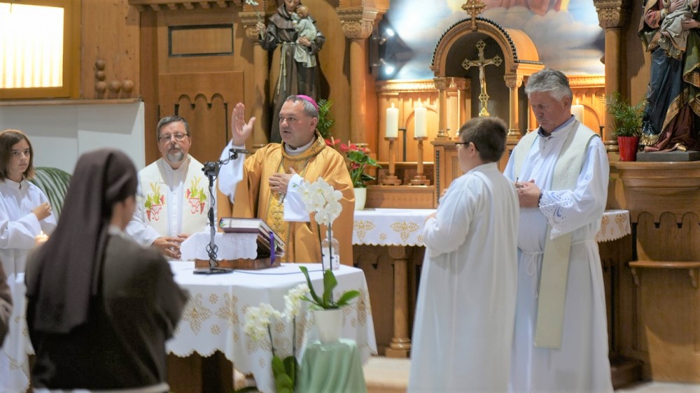 434_Kozarmisleny-Szt.Miklos-templom-251-116