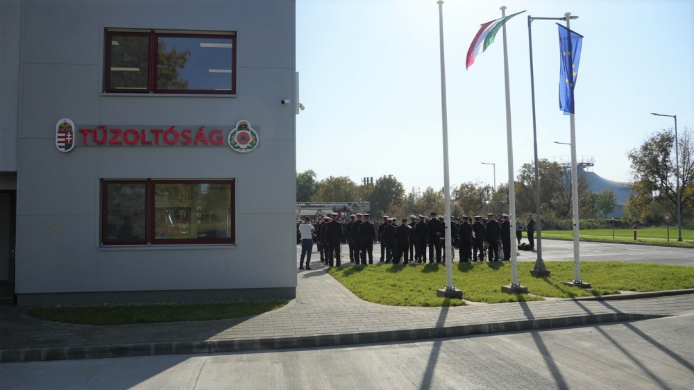 457_Tuzoltoallomas-megaldasa-Pecs-039