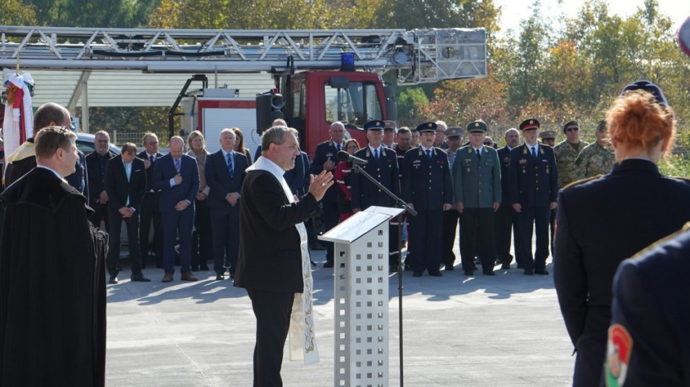 457_Tuzoltoallomas-megaldasa-Pecs-081