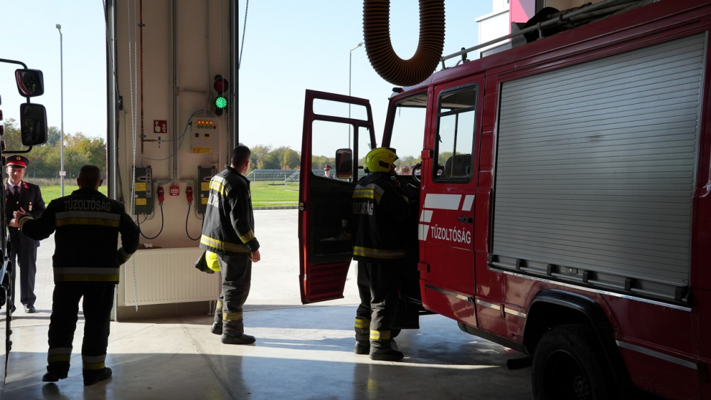 457_Tuzoltoallomas-megaldasa-Pecs-167