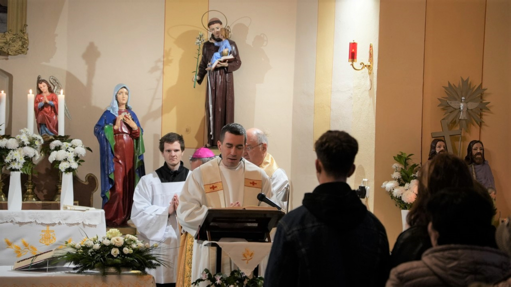 486_Udvar-templomfelujitas-06