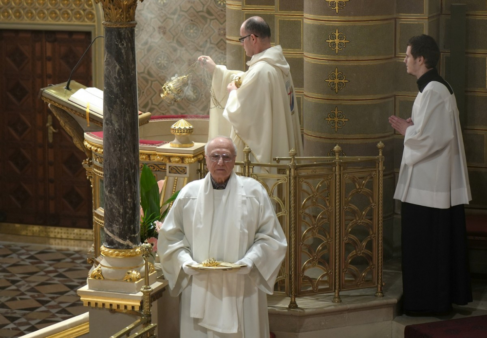 540_Megszentelt-elet-24