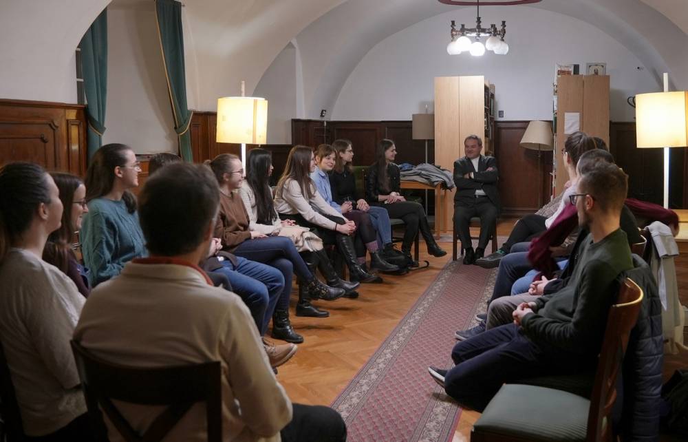 557_Collegium-Seraphicum-03