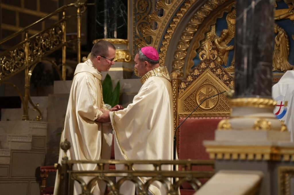 Beiktatas-szekesegyhaz-13