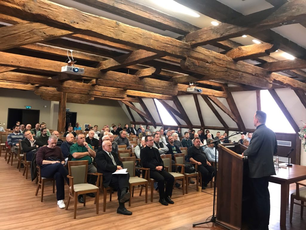 Ferfitalalkoz-8-TL-12