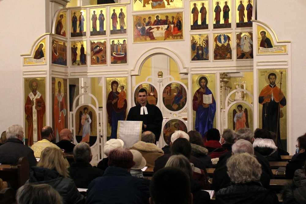 Okumenikus-imahet-2-nyito-b