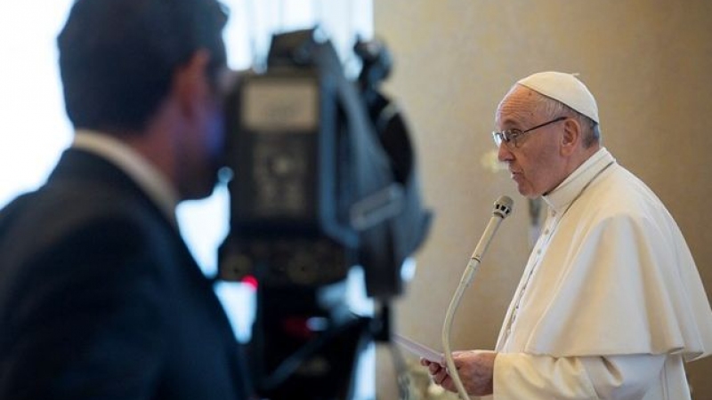 communication_vatican_pape_francois