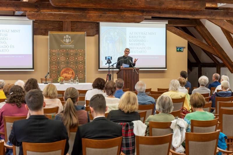 imageye___-_imgi_14_thumb_783_2024_05_08_szabadegyetem_12