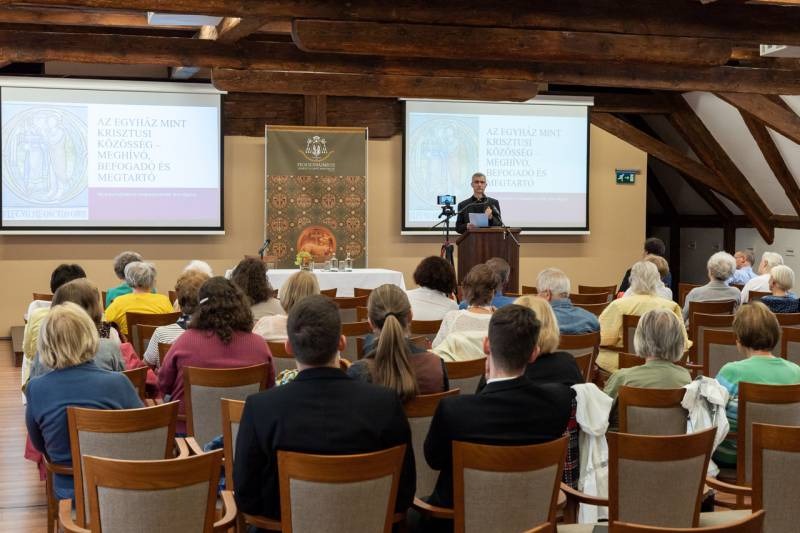 imageye___-_imgi_19_thumb_783_2024_05_08_szabadegyetem_19