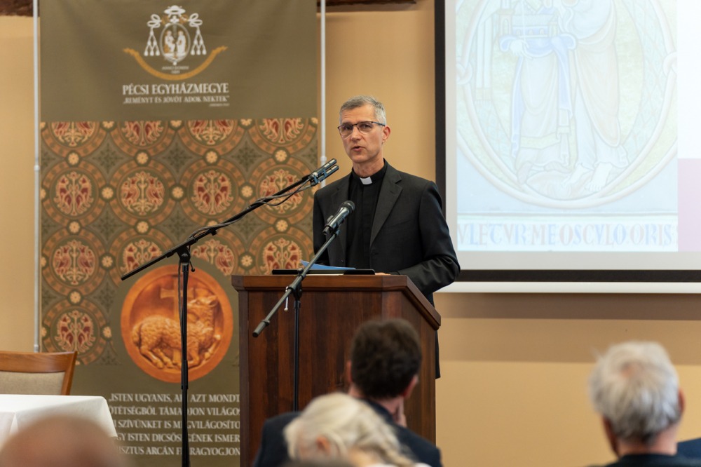 imageye___-_imgi_54_783_2024_05_08_szabadegyetem_05