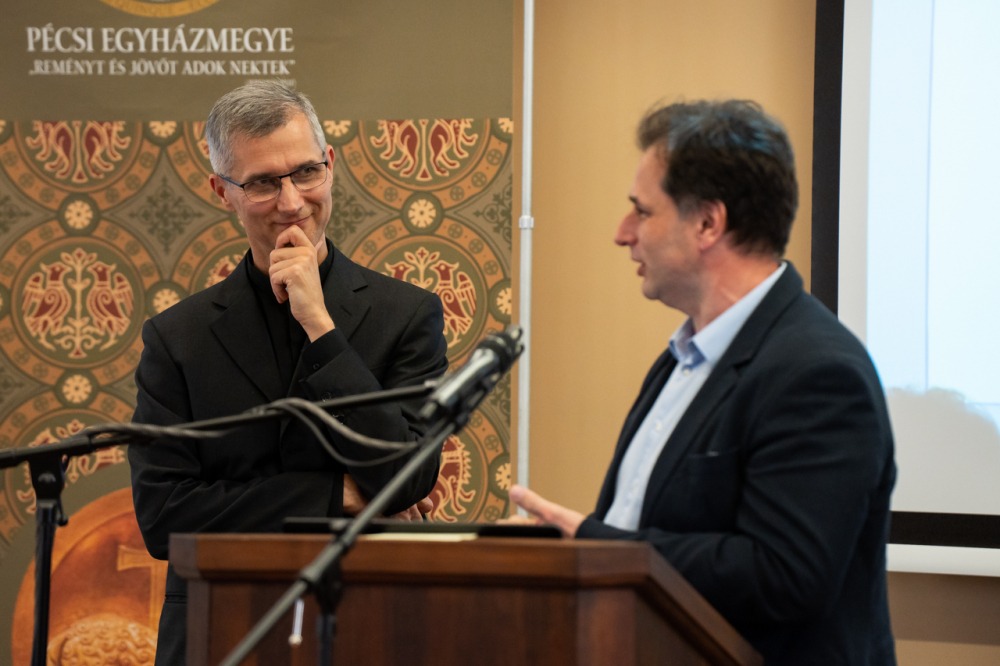 imageye___-_imgi_69_783_2024_05_08_szabadegyetem_26