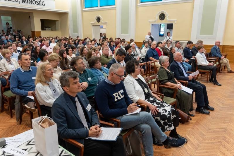 imgi_29_thumb_780_2024_04_20_nagy lajos konferencia_36